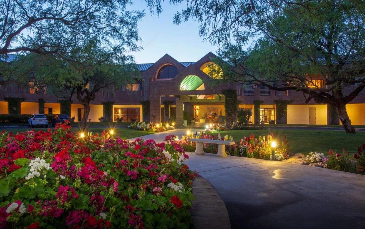 Ventana Canyon Club And Resort 4*